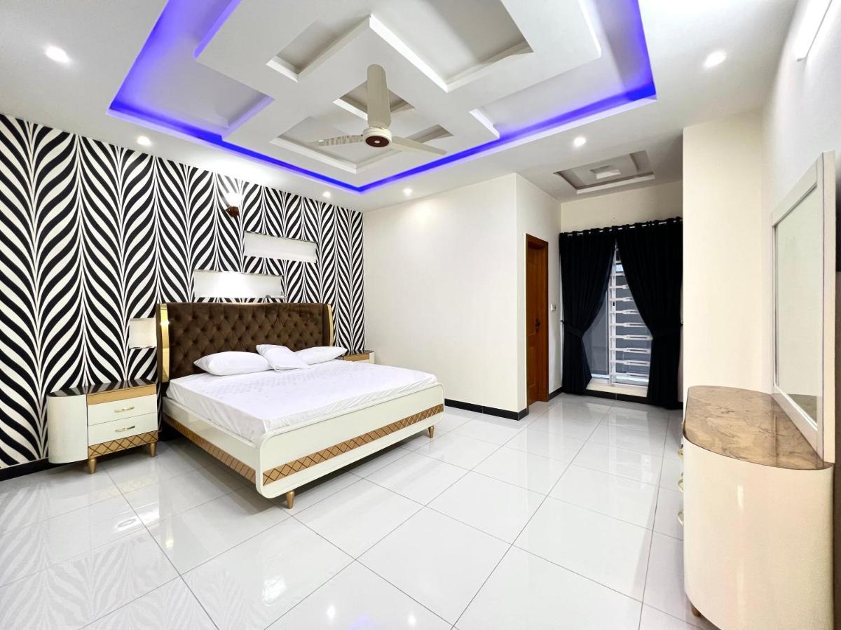 Luxury Executive 2Bedroom Apartment Convenient And Nice Location Islamabad Eksteriør bilde