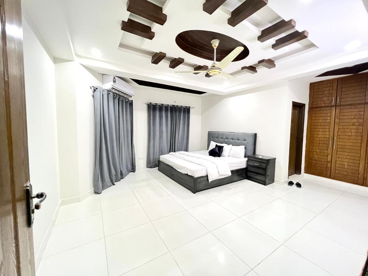 Luxury Executive 2Bedroom Apartment Convenient And Nice Location Islamabad Eksteriør bilde