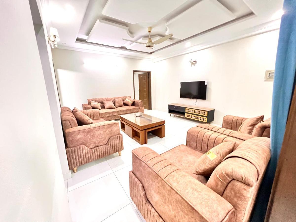 Luxury Executive 2Bedroom Apartment Convenient And Nice Location Islamabad Eksteriør bilde
